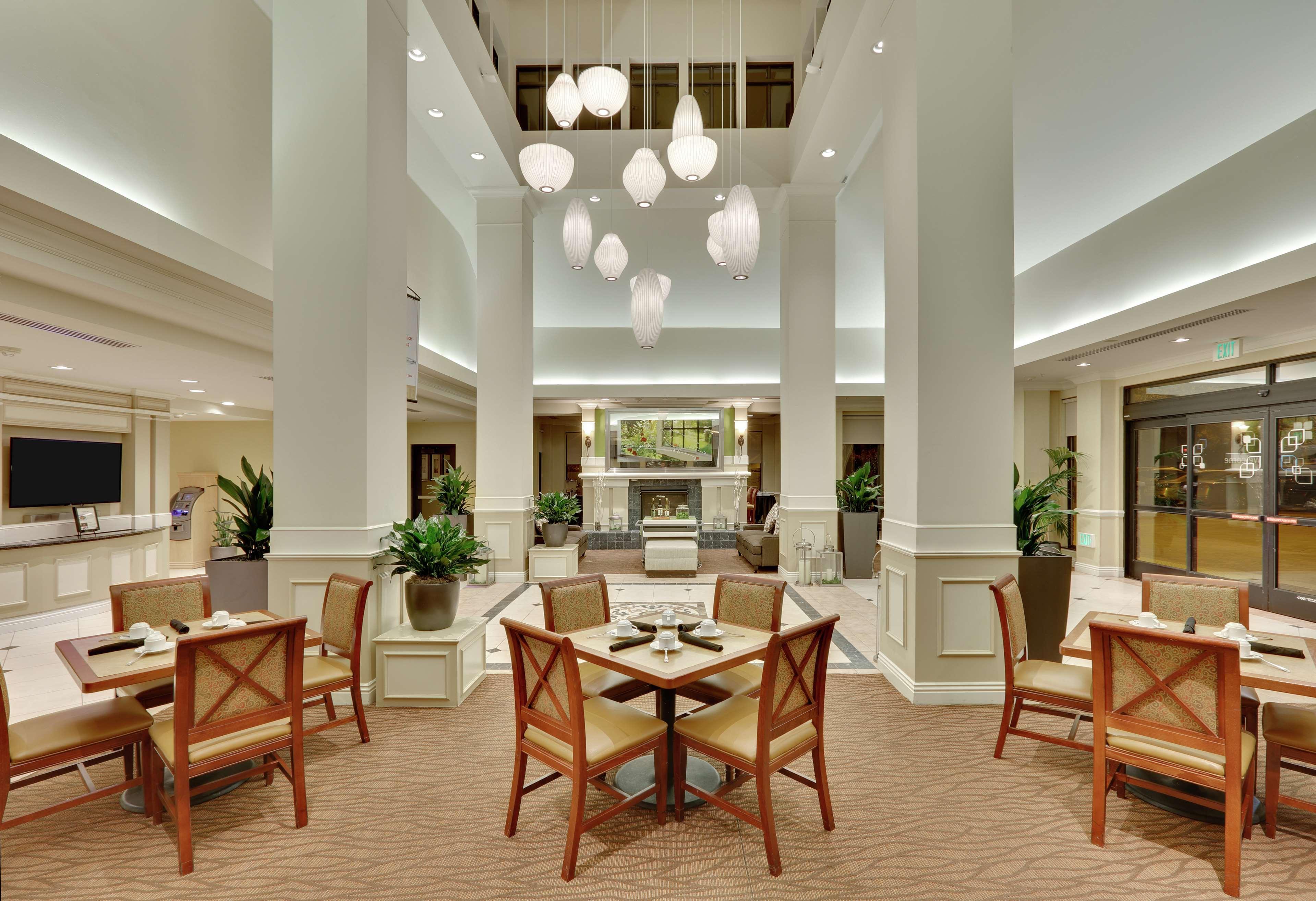 Hilton Garden Inn San Diego Del Mar Extérieur photo
